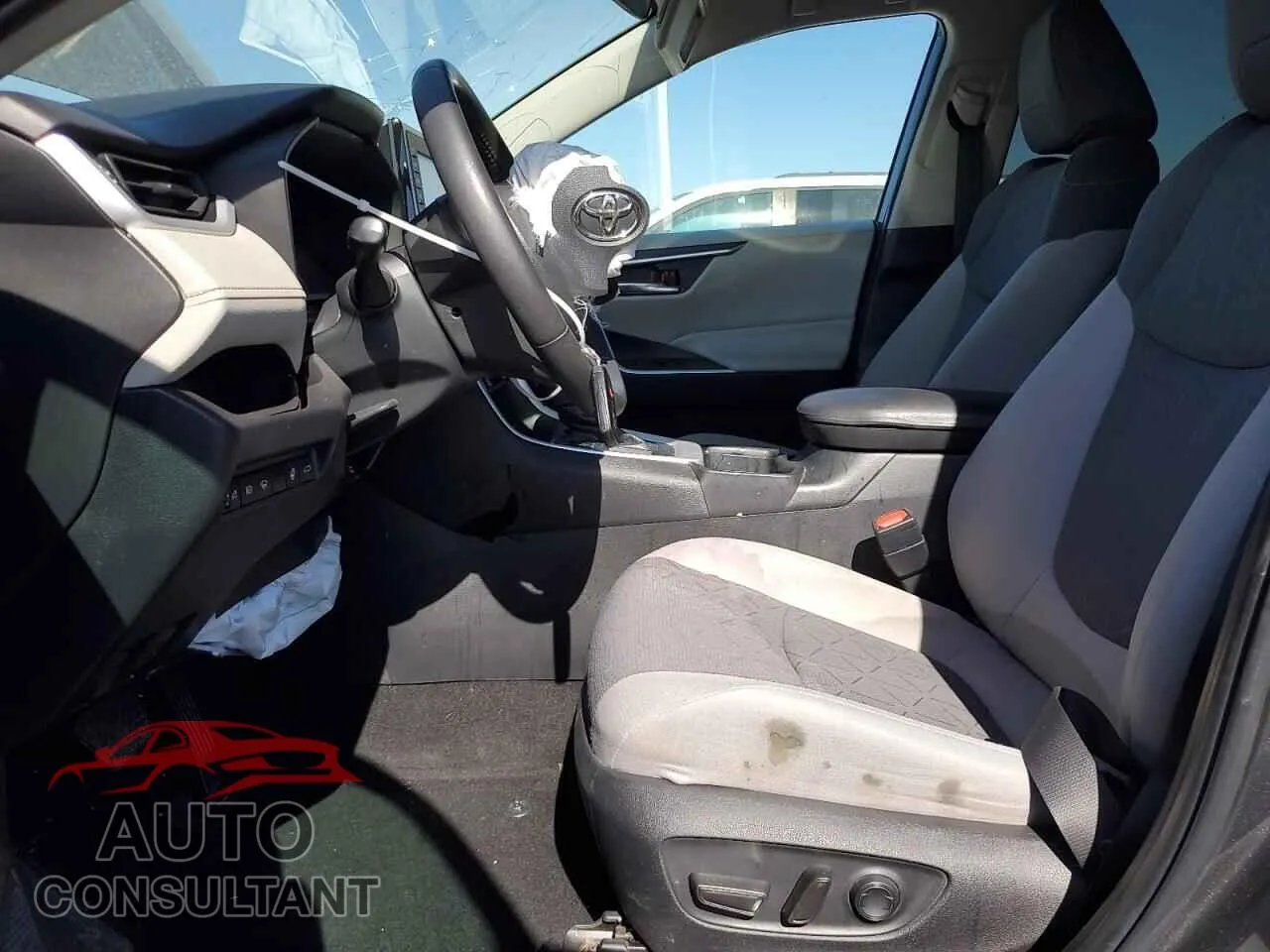 2022 TOYOTA RAV4 Damaged VIN 2T3W1RFVXNC207997 – exterior detail