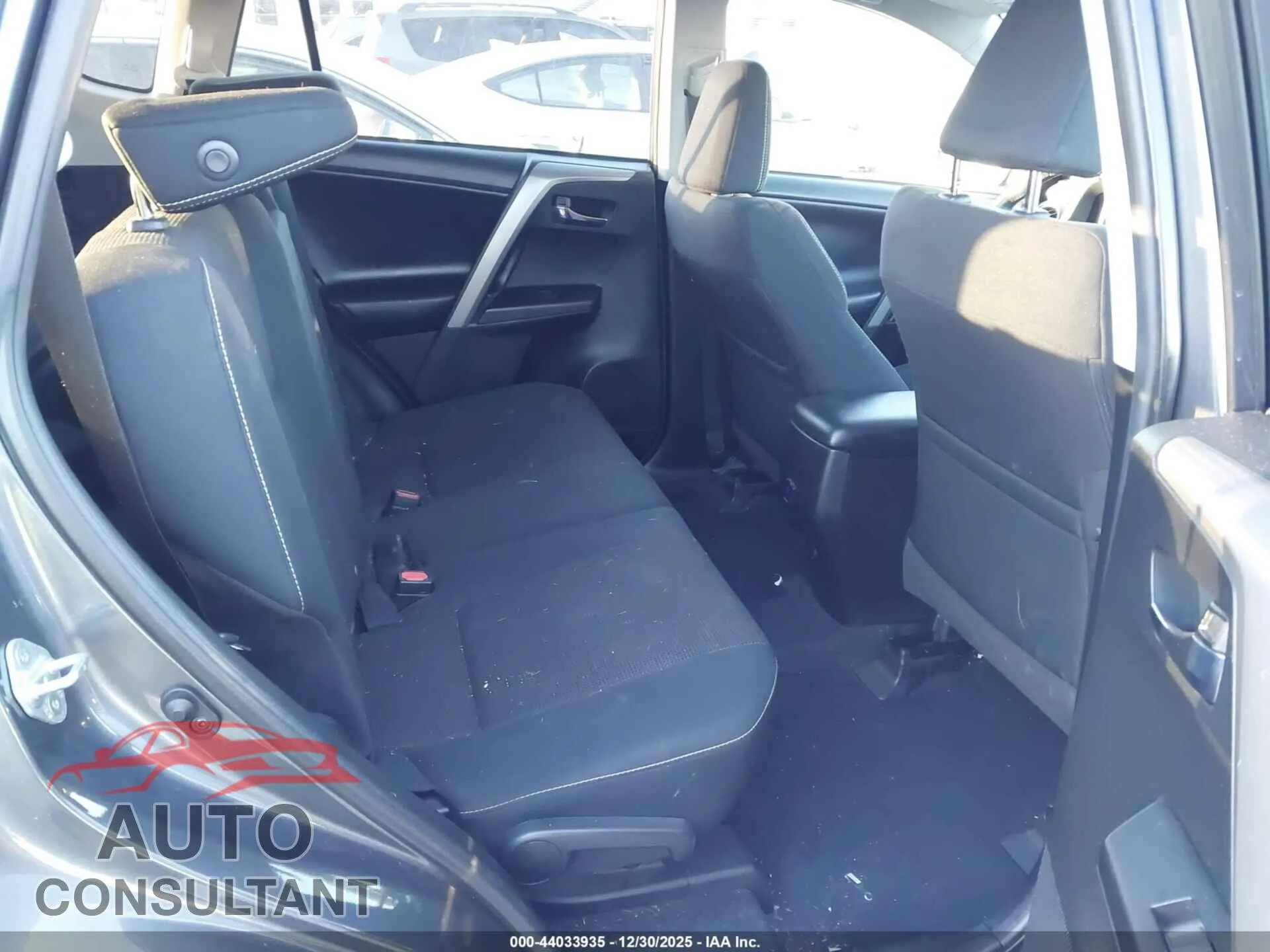 2018 TOYOTA RAV4 Damaged VIN 2T3WFREV0JW497291 – undercarriage