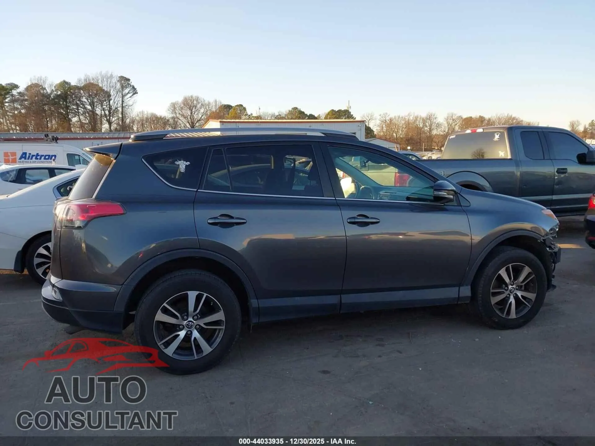 2018 TOYOTA RAV4 Damaged VIN 2T3WFREV0JW497291 – photo 14