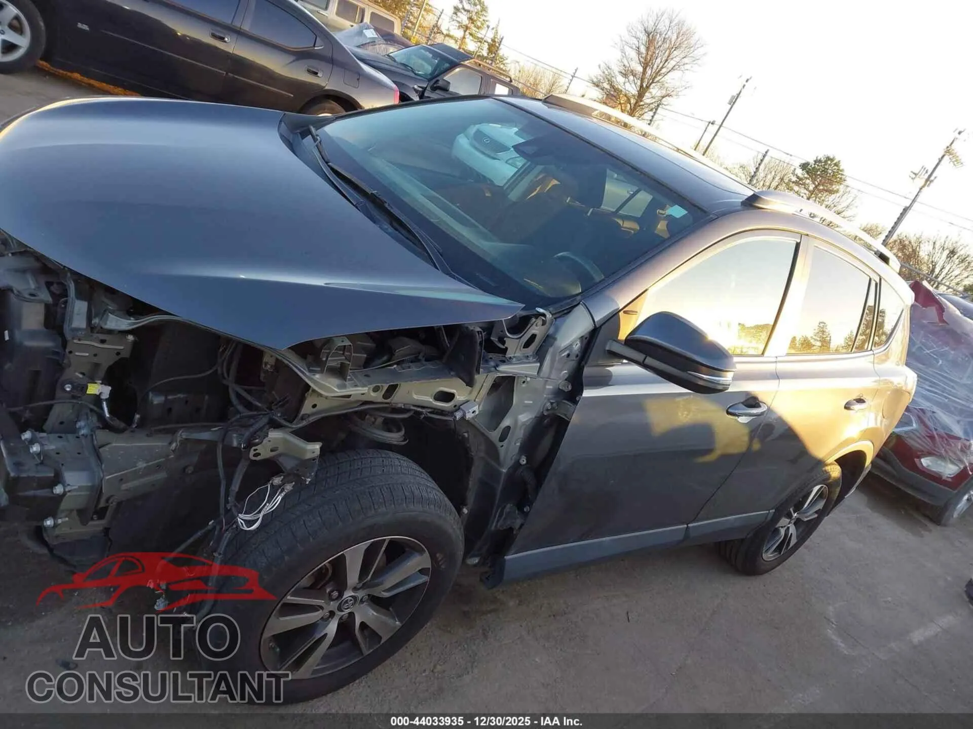 2018 TOYOTA RAV4 Damaged VIN 2T3WFREV0JW497291 – photo 15