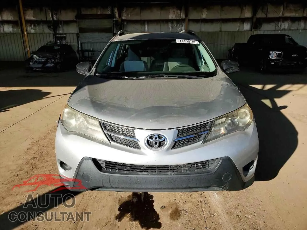2013 TOYOTA RAV4 Damaged VIN 2T3ZFREV4DW031333 – interior seats