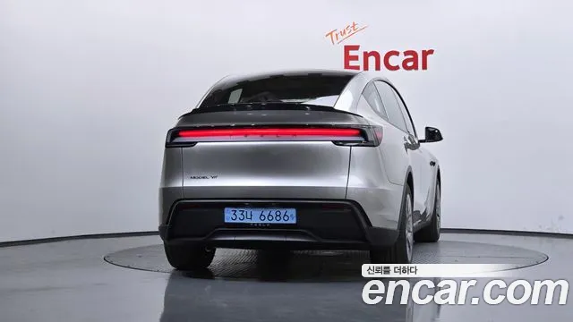 2026 Tesla Model Y L Long Range AWD VIN 373737ㄱ7ㄱ7ㄱ774474