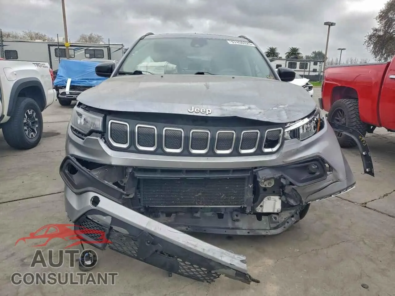 2022 JEEP COMPASS Damaged VIN 3C4NJCBB5NT138503 – interior seats