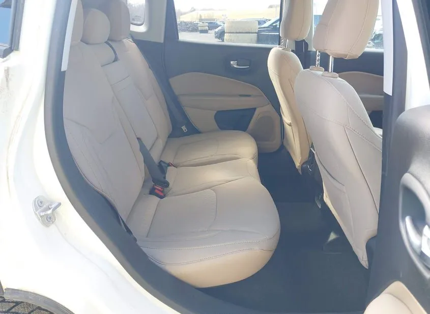 2018 JEEP Compass Used VIN 3C4NJDAB6JT413765 – dashboard