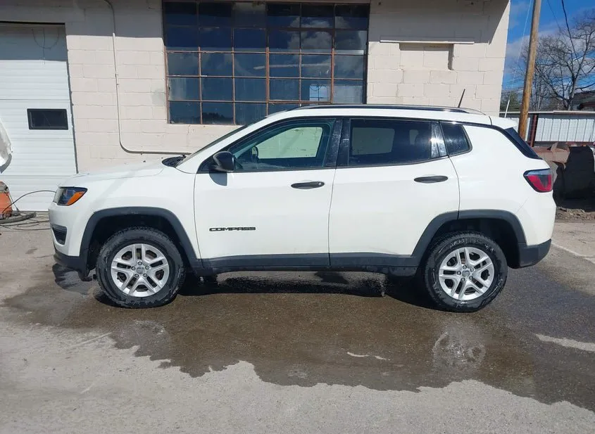 2018 JEEP Compass Used VIN 3C4NJDAB6JT413765 – photo 18