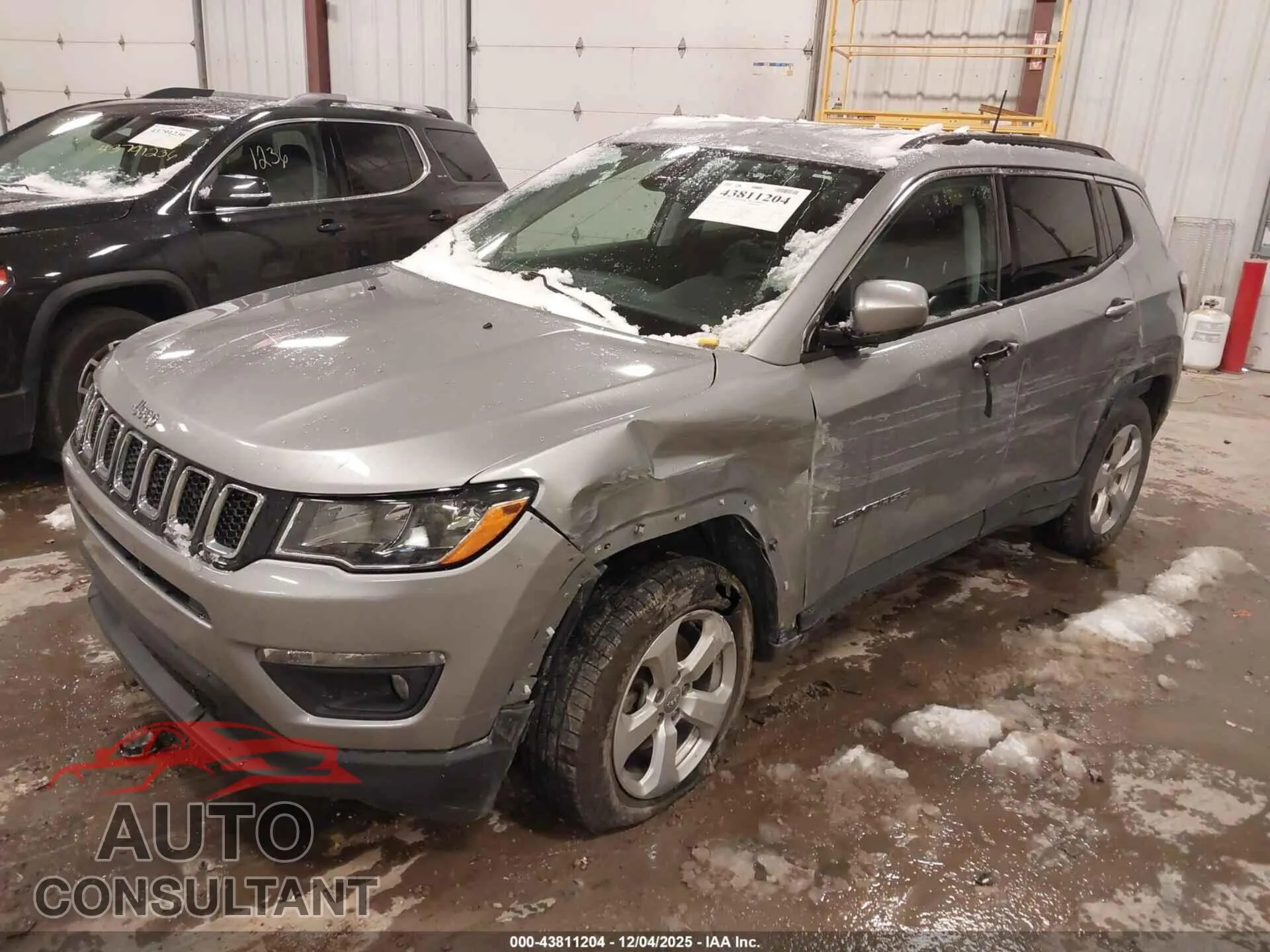 2019 JEEP COMPASS Damaged VIN 3C4NJDBB7KT646179 – rear exterior