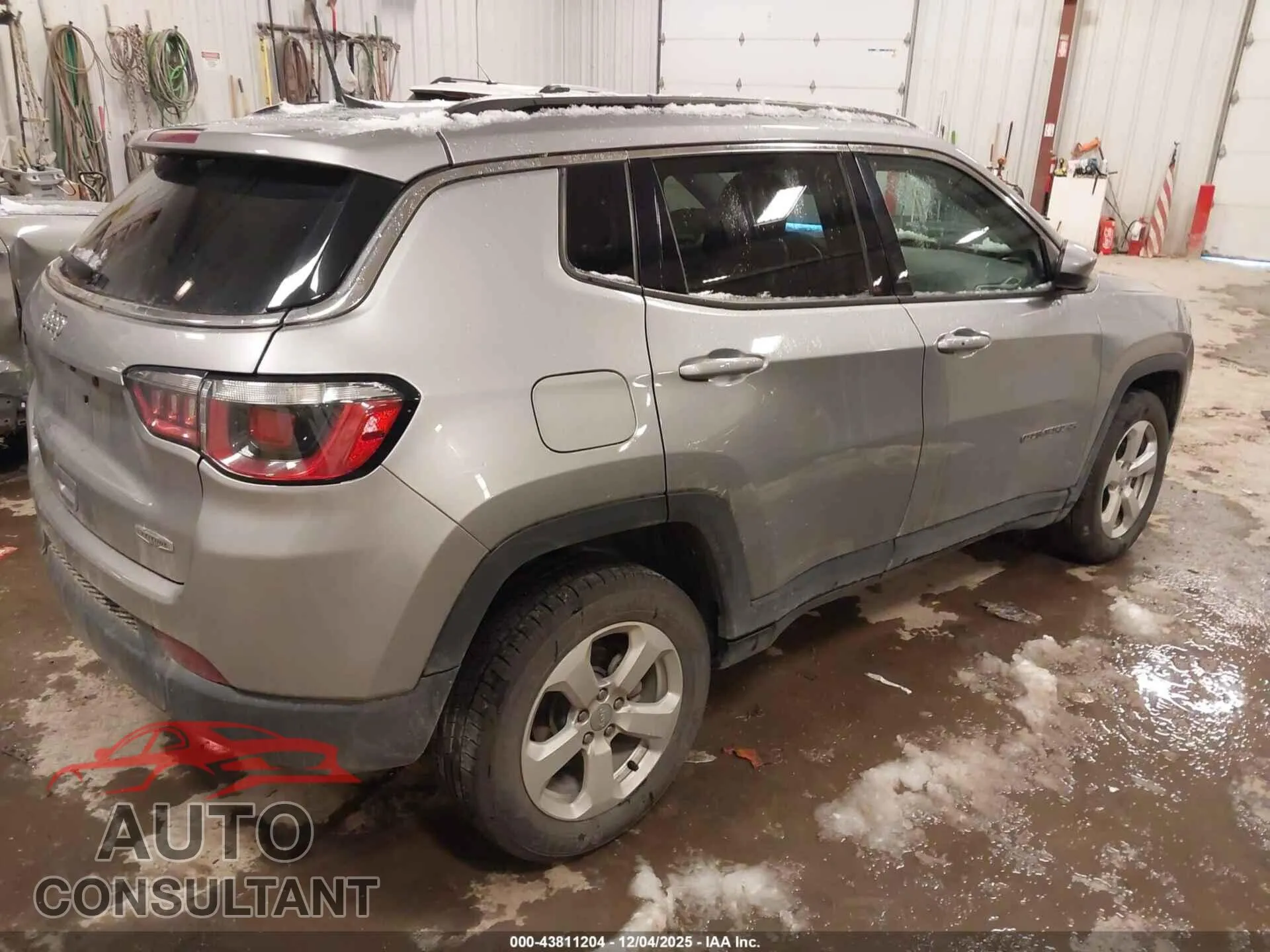 2019 JEEP COMPASS Damaged VIN 3C4NJDBB7KT646179 – dashboard