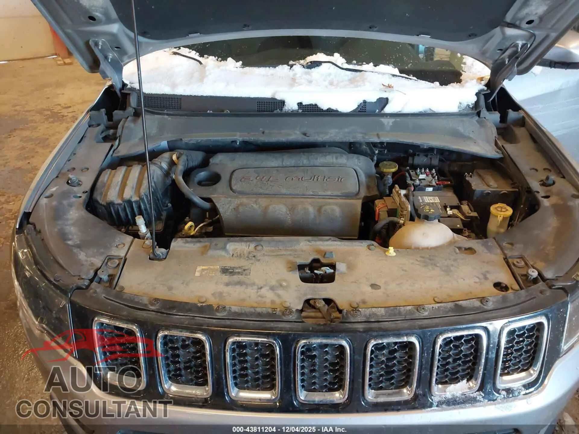 2019 JEEP COMPASS Damaged VIN 3C4NJDBB7KT646179 – odometer reading