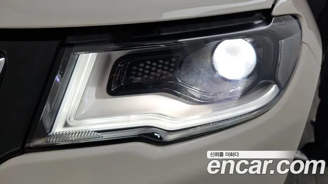 2019 Jeep Compass 2nd Gen 2.4 Limitied AWD Sold VIN 3C4NJDCB5KT646986 – side profile