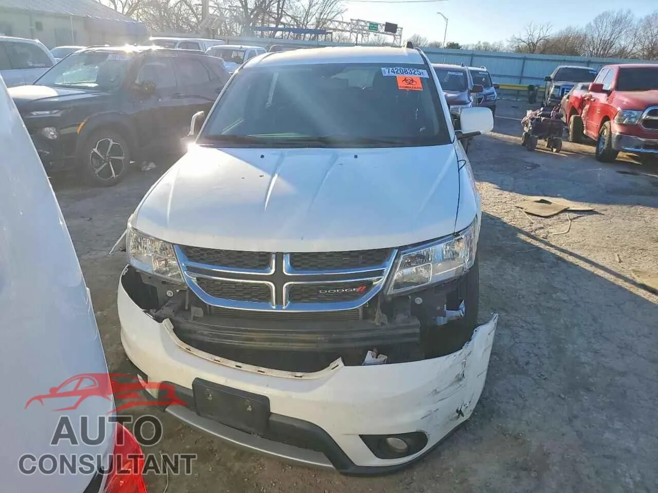 2014 DODGE JOURNEY Damaged VIN 3C4PDDBGXET169568 – interior seats