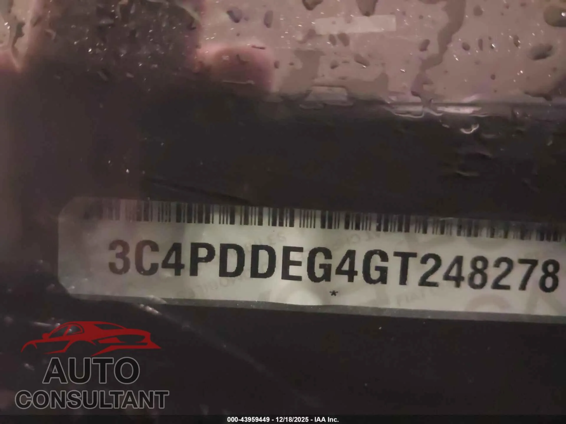 2016 DODGE JOURNEY Damaged VIN 3C4PDDEG4GT248278 – trunk area