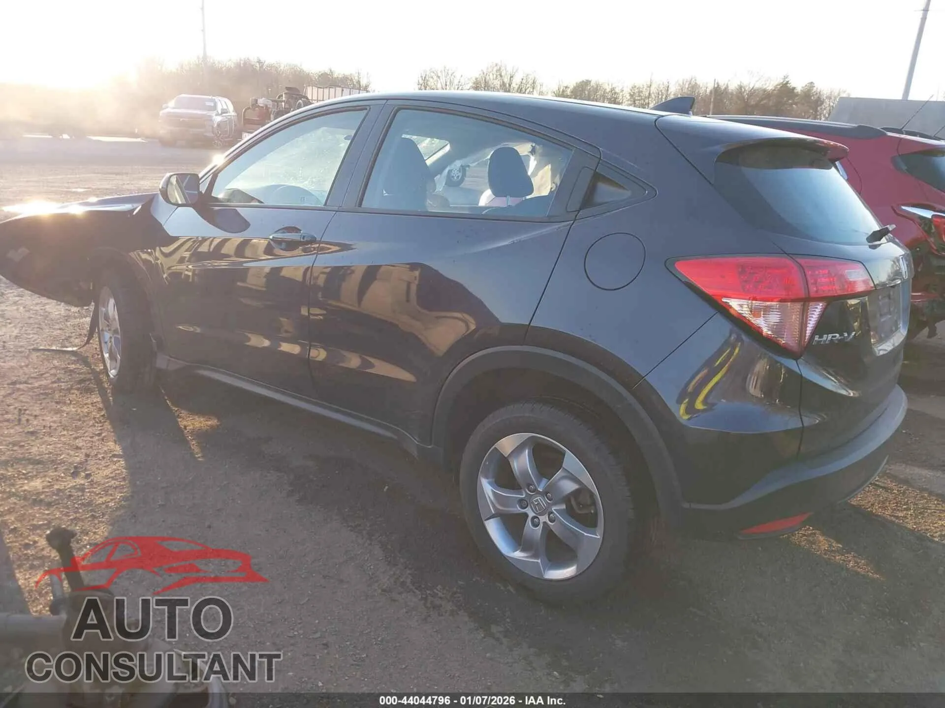 2018 HONDA HR-V Damaged VIN 3CZRU5H34JM722751 – side profile