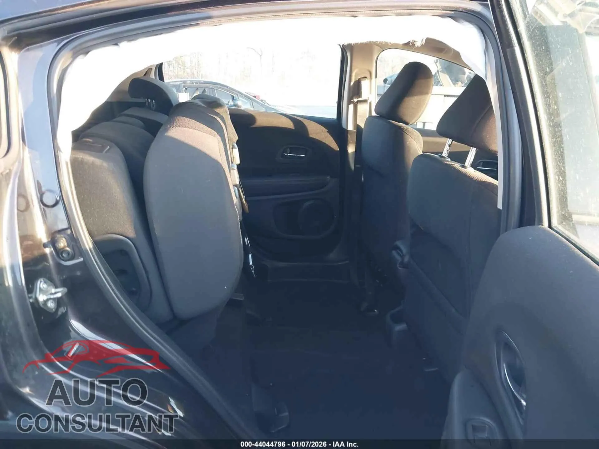 2018 HONDA HR-V Damaged VIN 3CZRU5H34JM722751 – undercarriage