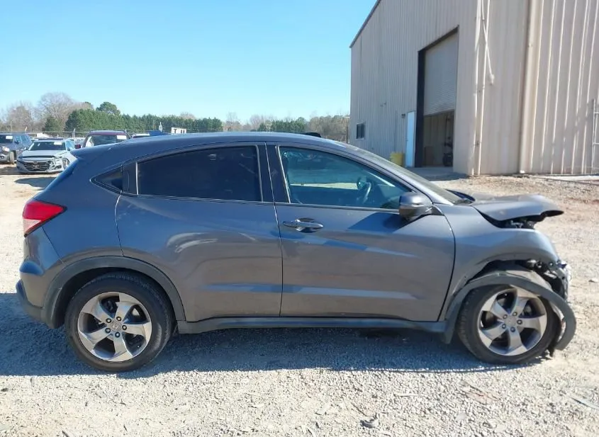 2017 HONDA HR-V Used VIN 3CZRU5H71HM700039 – interior seats 2017 HONDA HR-V Used VIN 3CZRU5H71HM700039 – interior seats