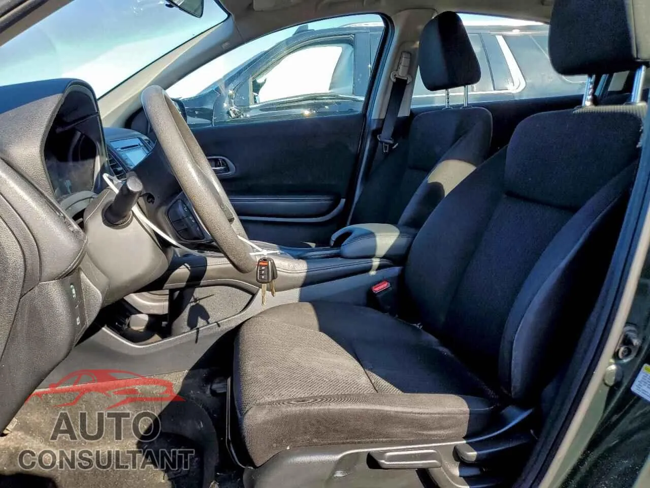2016 HONDA HR-V Damaged VIN 3CZRU6H36GM763784 – exterior detail 2016 HONDA HR-V Damaged VIN 3CZRU6H36GM763784 – exterior detail