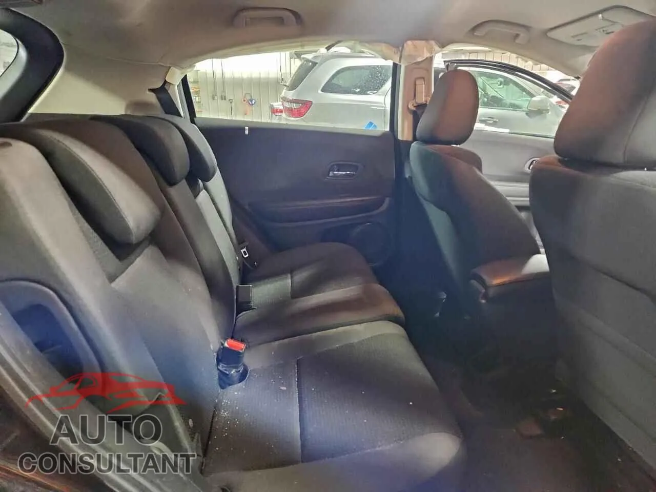 2019 HONDA HR-V Damaged VIN 3CZRU6H38KG725383 – photo 11 2019 HONDA HR-V Damaged VIN 3CZRU6H38KG725383 – photo 11