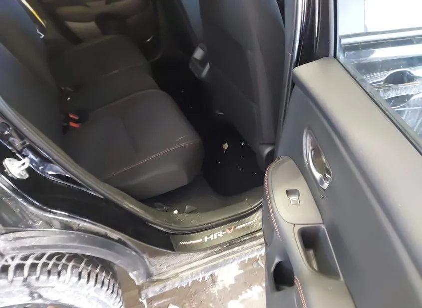 2026 HONDA HR-V Used VIN 3CZRZ2H53TM707596 – side profile