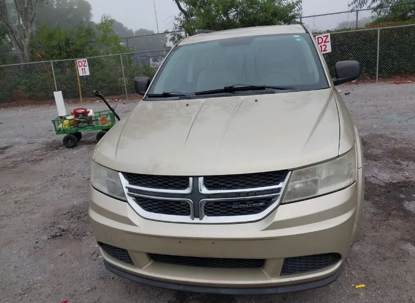 2011 DODGE Journey Used VIN 3D4PG4FB3BT522088 – exterior detail 2011 DODGE Journey Used VIN 3D4PG4FB3BT522088 – exterior detail