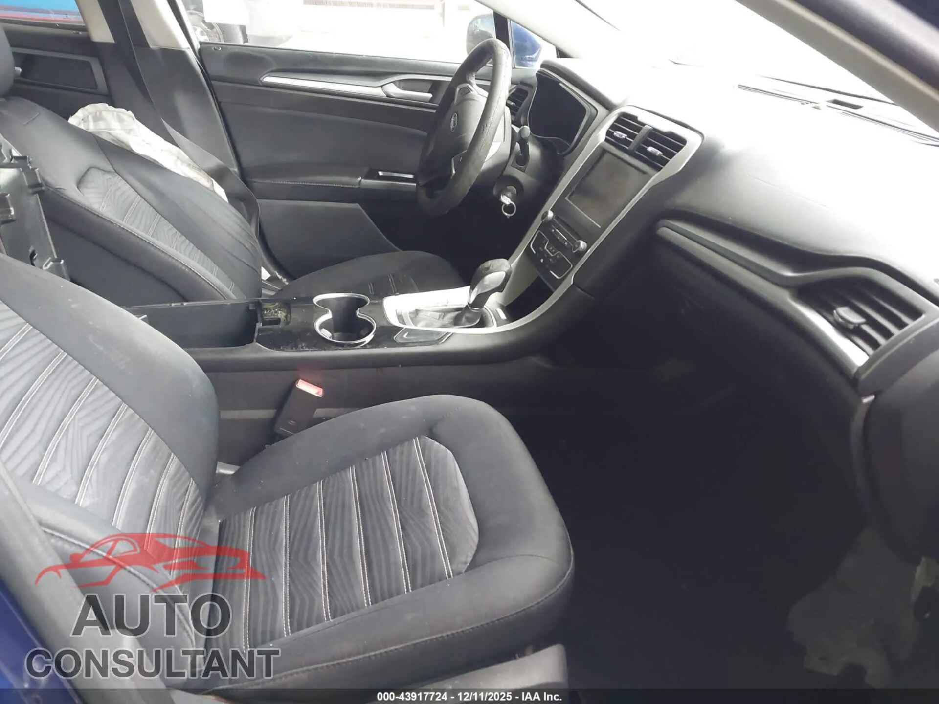 2016 FORD FUSION Damaged VIN 3FA6P0H74GR240112 – interior seats