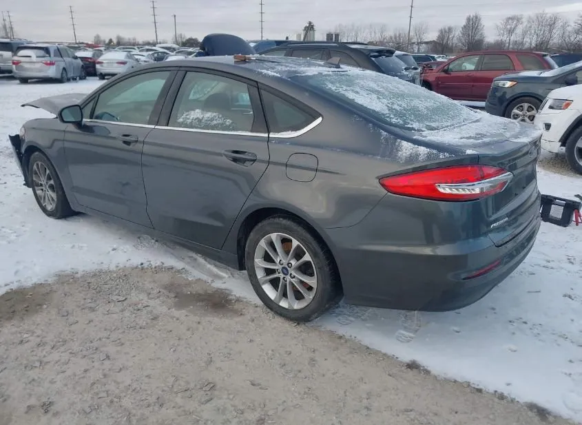 2020 FORD Fusion Used VIN 3FA6P0HD7LR187437 – trunk area