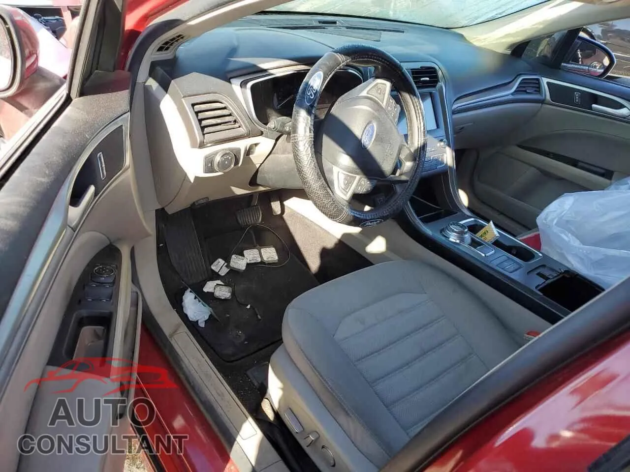 2020 FORD FUSION Damaged VIN 3FA6P0LU0LR233455 – undercarriage
