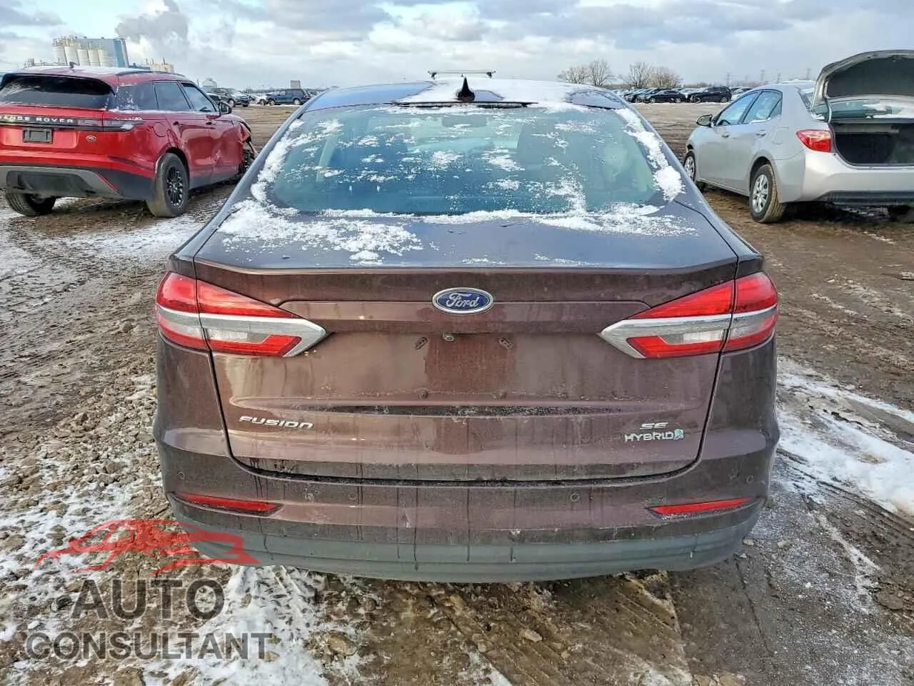 2019 FORD FUSION Damaged VIN 3FA6P0LU8KR263639 – engine bay