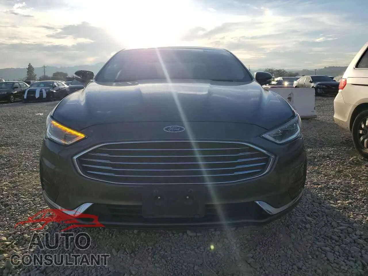 2019 FORD FUSION Damaged VIN 3FA6P0MU9KR202900 – interior seats