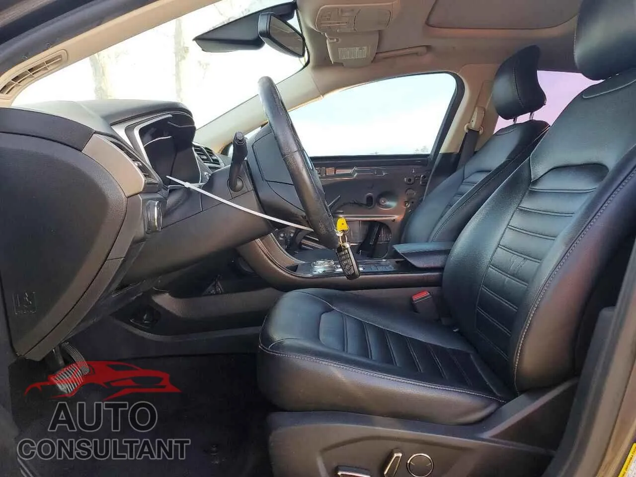 2019 FORD FUSION Damaged VIN 3FA6P0MU9KR202900 – exterior detail