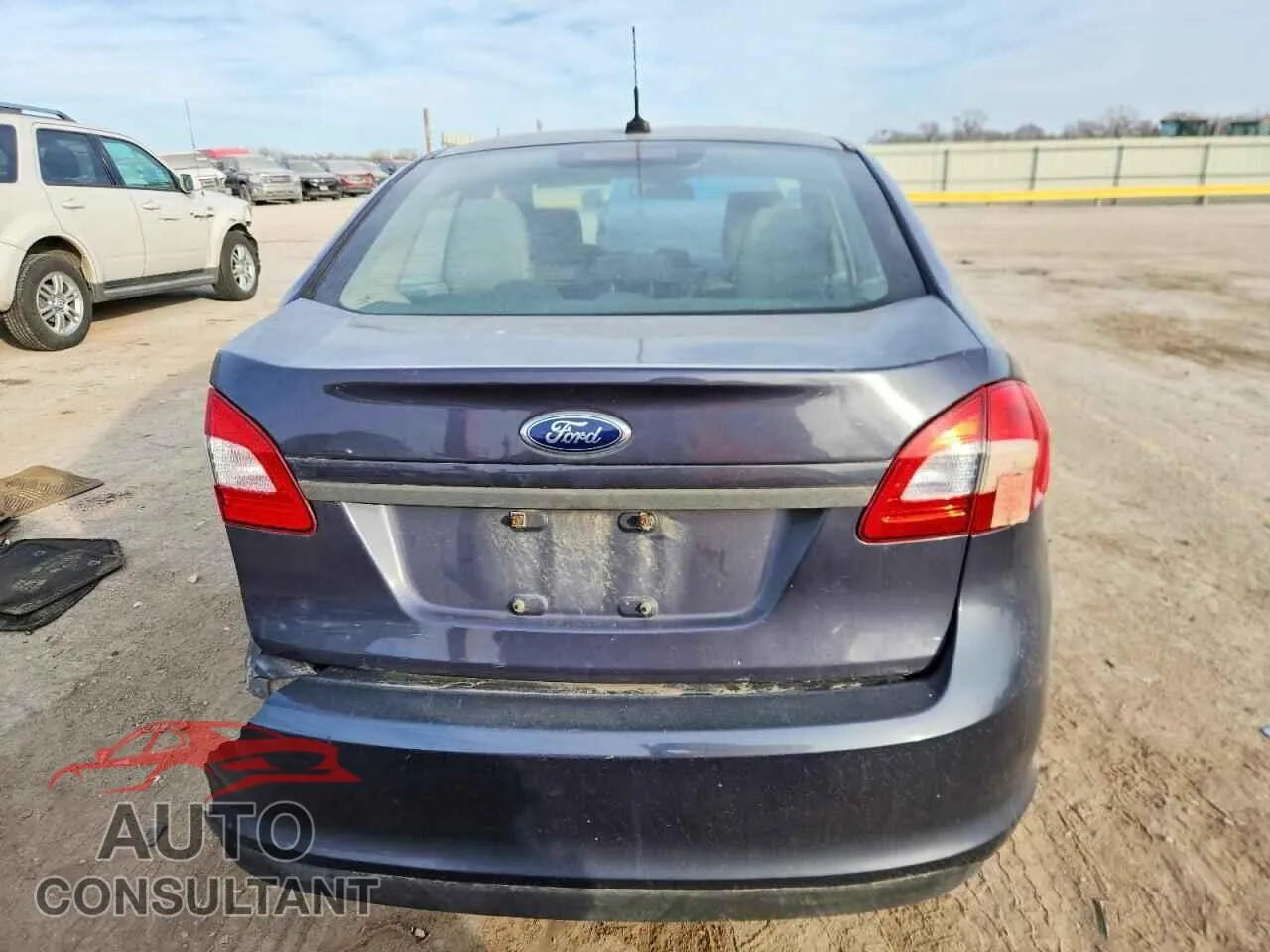 2013 FORD FIESTA Damaged VIN 3FADP4AJ5DM177079 – engine bay