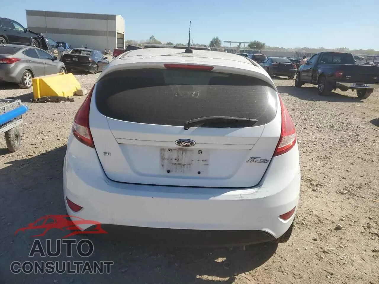 2012 FORD FIESTA Damaged VIN 3FADP4EJ3CM216311 – engine bay
