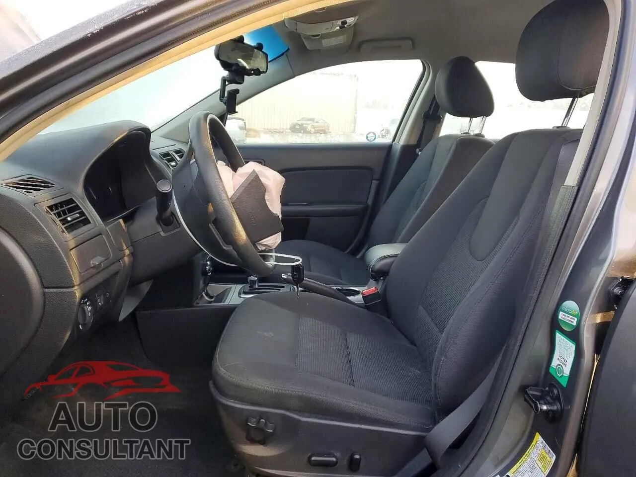 2012 FORD FUSION Damaged VIN 3FAHP0HA3CR335811 – exterior detail