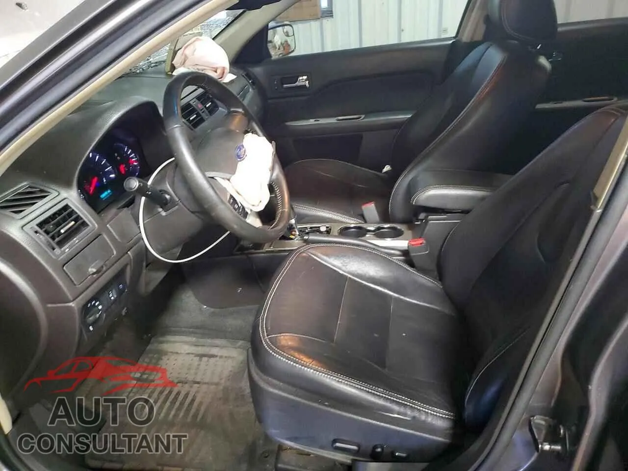2011 FORD FUSION Damaged VIN 3FAHP0JA1BR243945 – exterior detail
