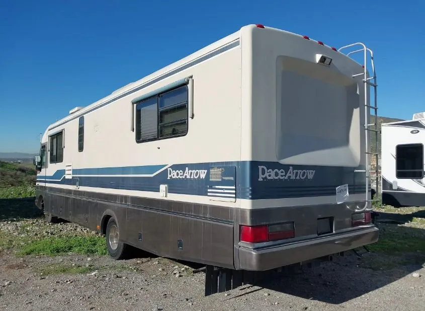 1993 FORD Recreational Vehicle Used VIN 3FCMF53G1PJA02631 – photo 12