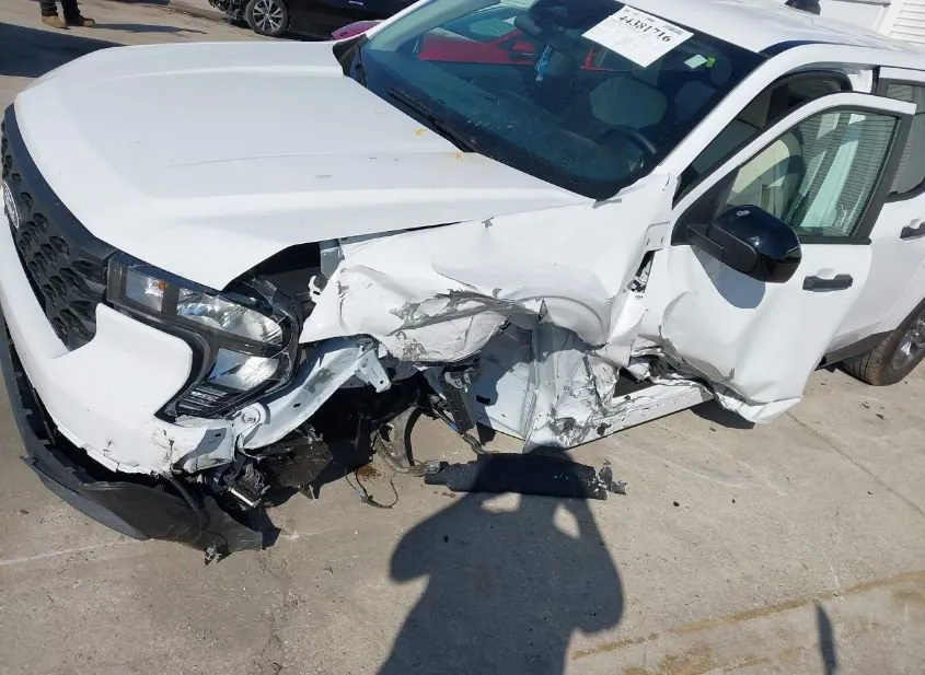 2025 FORD Maverick Used VIN 3FTTW8J33SRB45376 – side profile