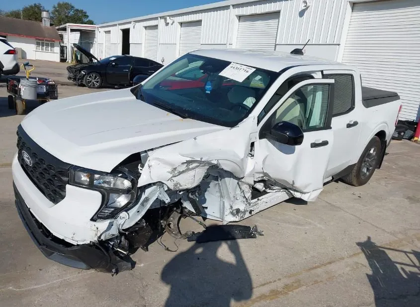 2025 FORD Maverick Used VIN 3FTTW8J33SRB45376 – interior seats