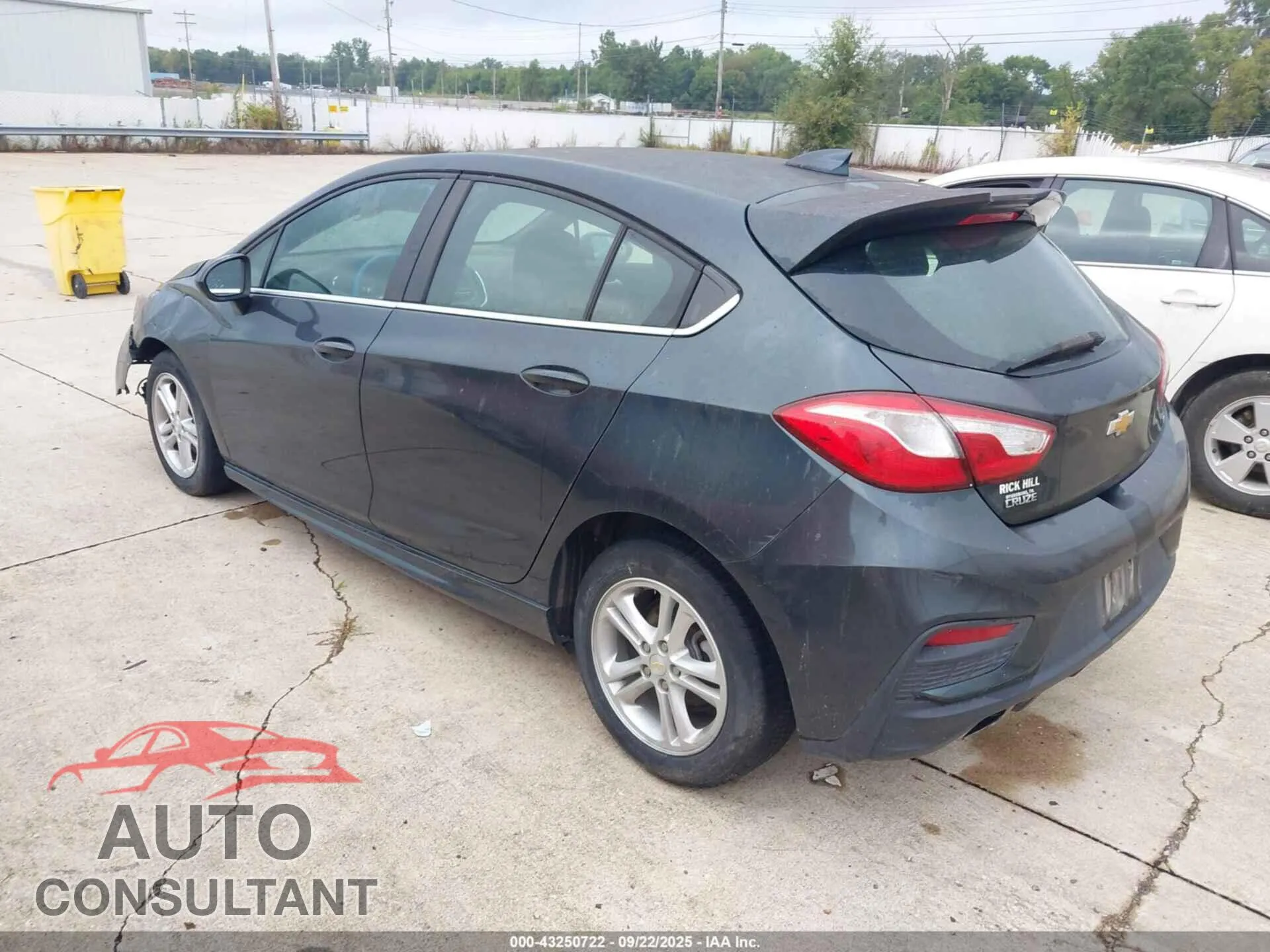 2018 CHEVROLET CRUZE Damaged VIN 3G1BE6SM3JS654684 – side profile
