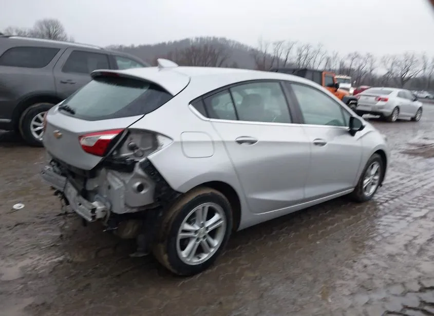 2017 CHEVROLET Cruze Used VIN 3G1BE6SM5HS508541 – trunk area 2017 CHEVROLET Cruze Used VIN 3G1BE6SM5HS508541 – trunk area
