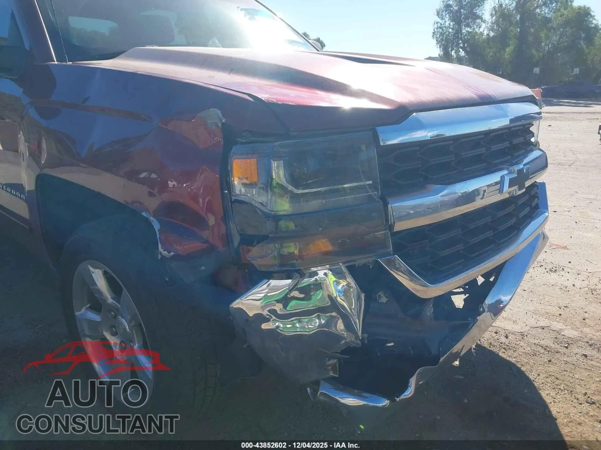 2017 CHEVROLET SILVERADO 1500 Damaged VIN 3GCPCREC1HG391888 – engine bay