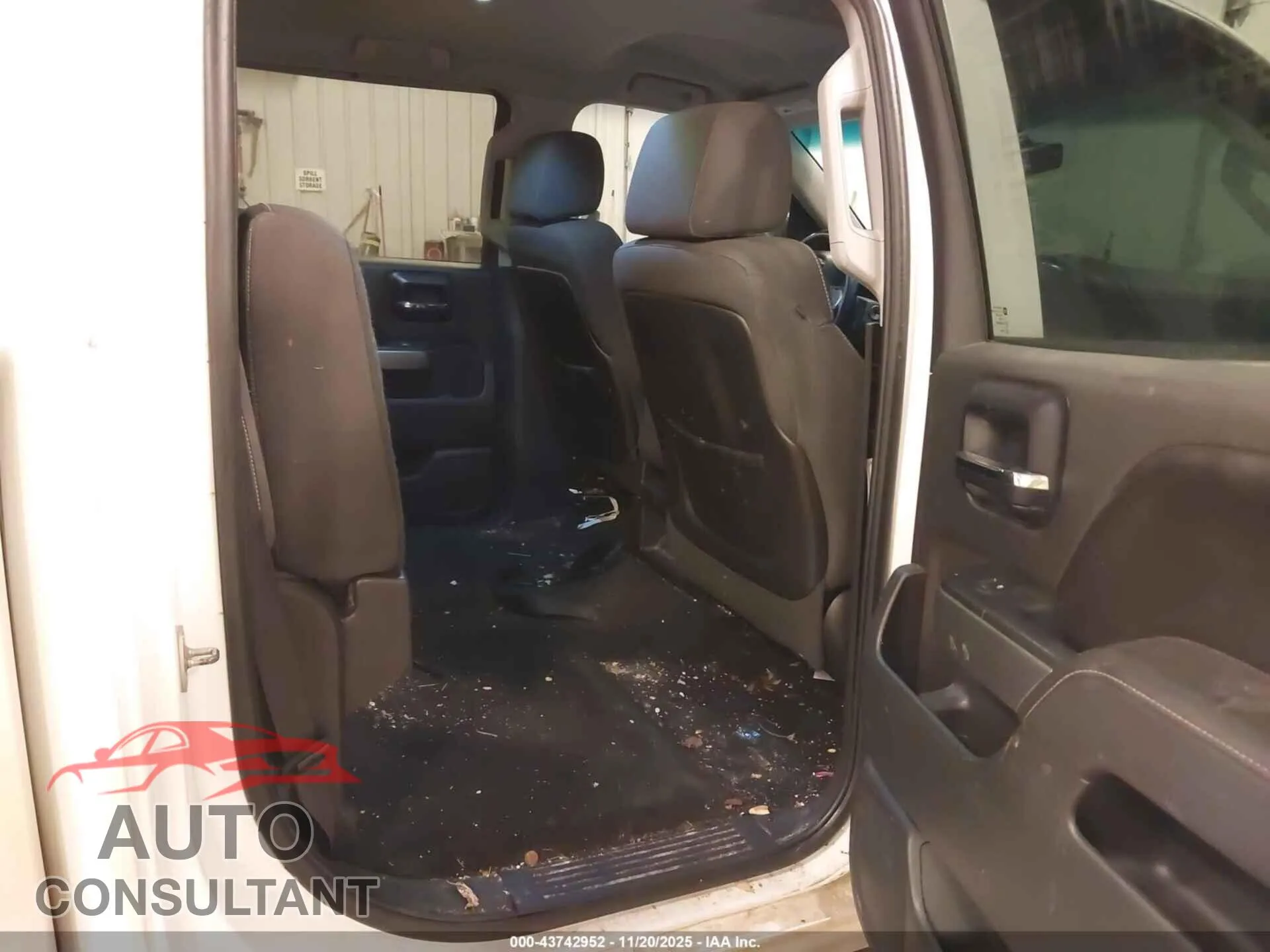 2014 CHEVROLET SILVERADO 1500 Damaged VIN 3GCPCREC5EG376984 – undercarriage
