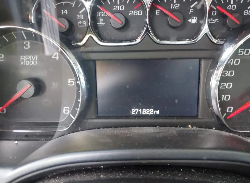 2014 CHEVROLET Silverado Used VIN 3GCPCREC9EG520374 – trunk area
