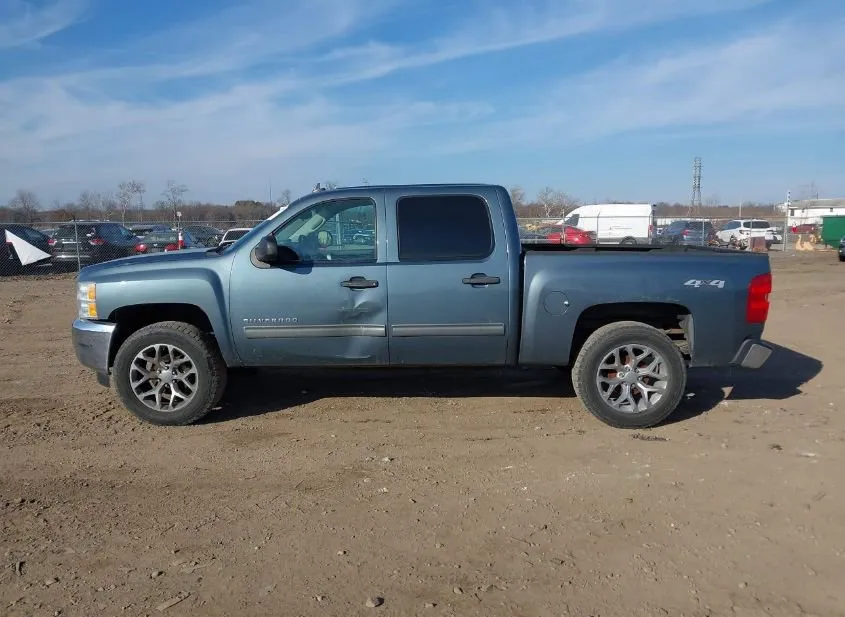 2013 CHEVROLET Silverado Used VIN 3GCPKSE73DG136084 – trunk area