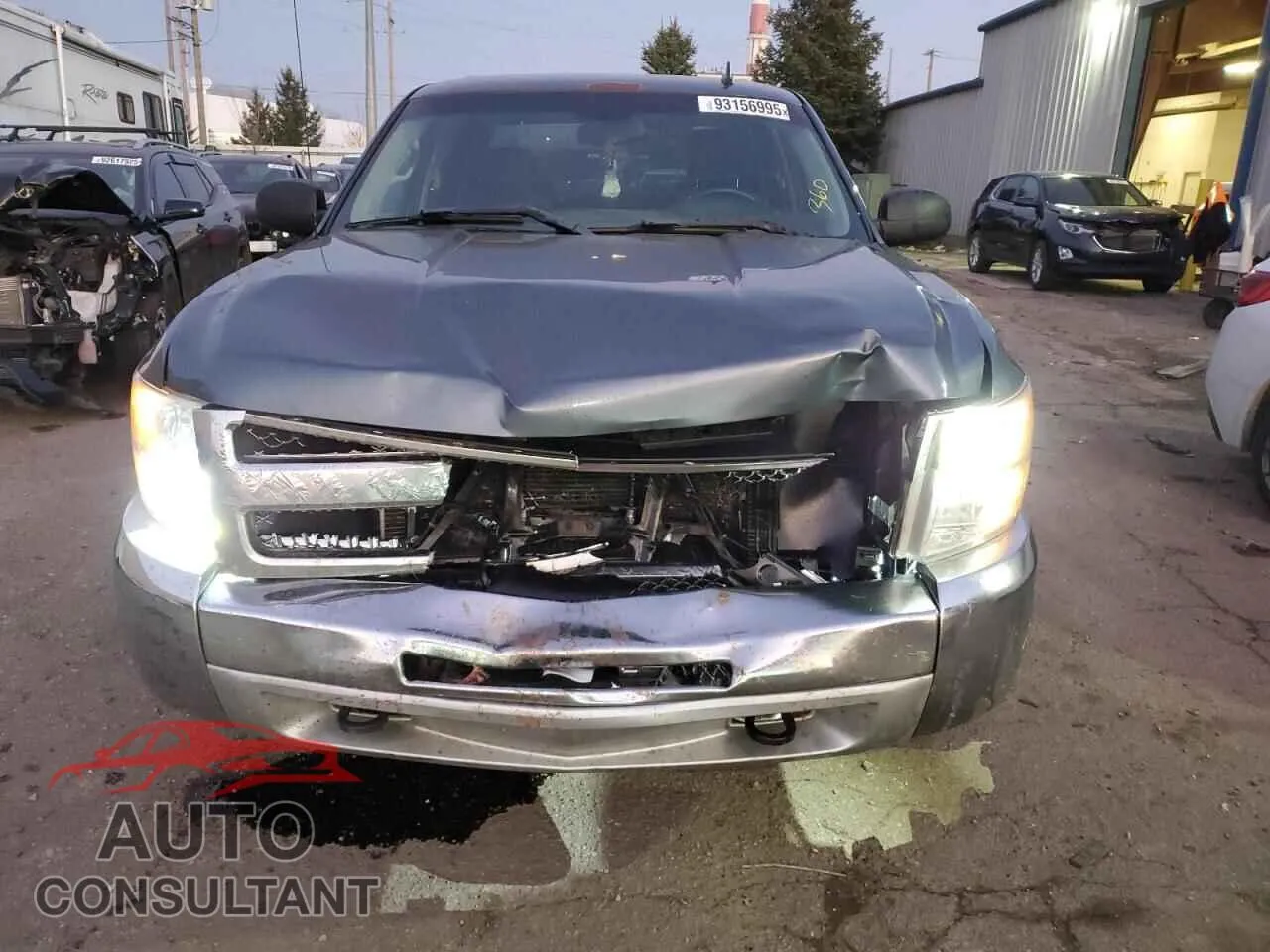 2013 CHEVROLET ALL Models Damaged VIN 3GCPKSE75DG168261 – interior seats
