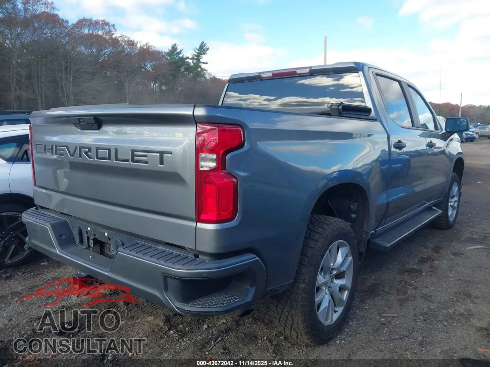 2020 CHEVROLET SILVERADO 1500 Damaged VIN 3GCPYBEK8LG211136 – dashboard