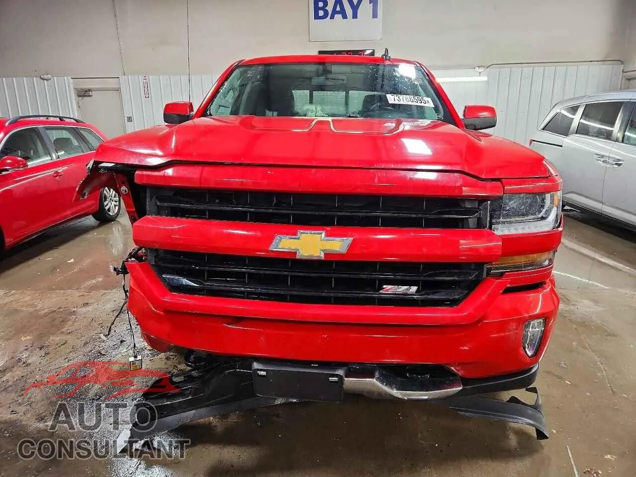 2018 CHEVROLET ALL Models Damaged VIN 3GCUKREC2JG619697 – interior seats