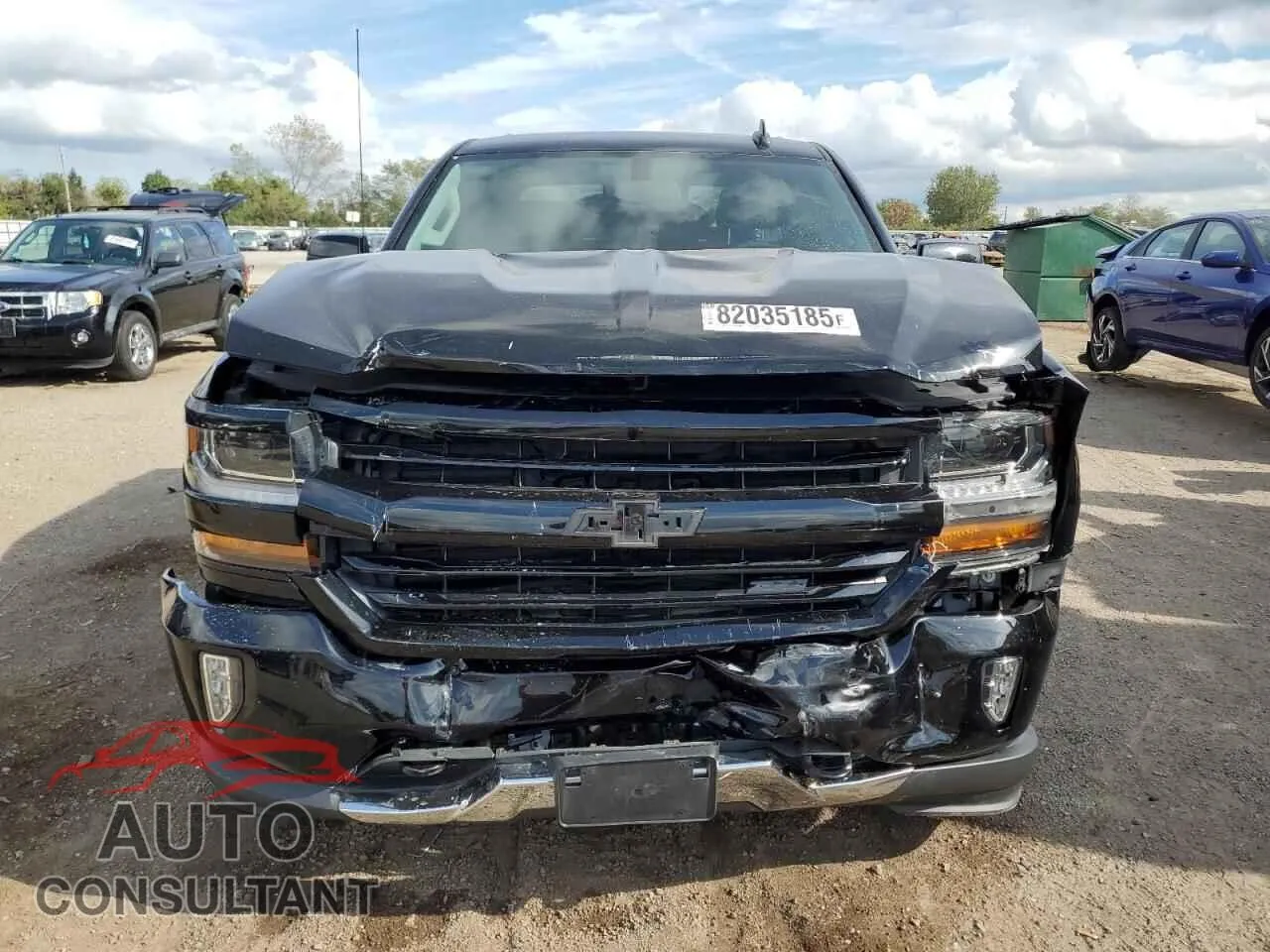 2018 CHEVROLET ALL Models Damaged VIN 3GCUKREC3JG109133 – interior seats