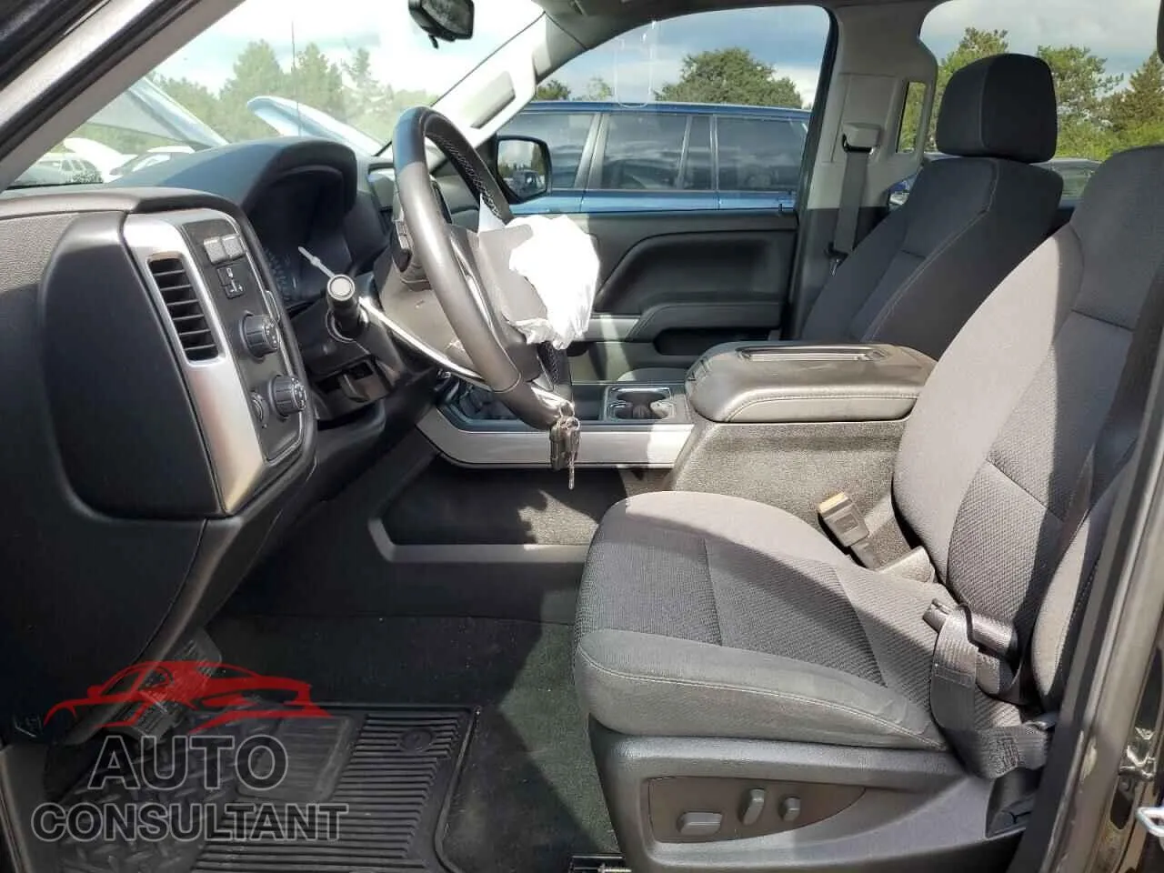 2018 CHEVROLET ALL Models Damaged VIN 3GCUKREC3JG109133 – exterior detail