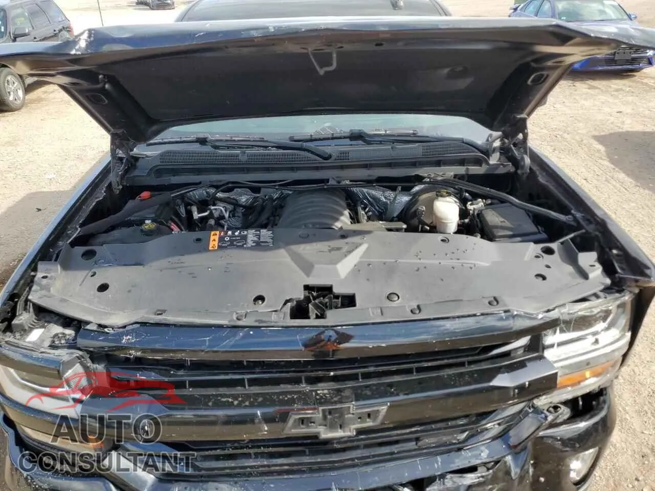 2018 CHEVROLET ALL Models Damaged VIN 3GCUKREC3JG109133 – photo 11