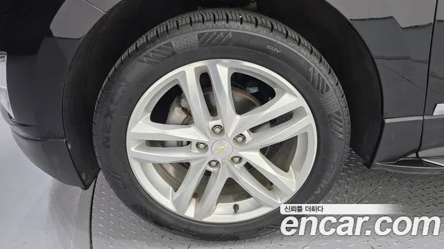 2018 Chevrolet Equinox 2WD LT VIN 3GNAX9E8XJS592561