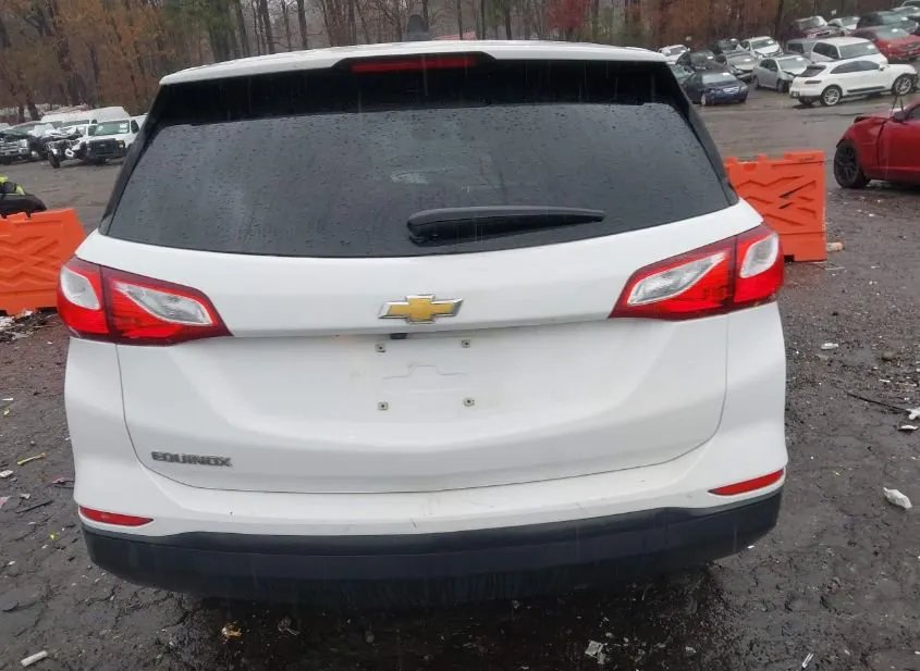 2020 CHEVROLET Equinox Used VIN 3GNAXHEV6LS679022 – trunk area