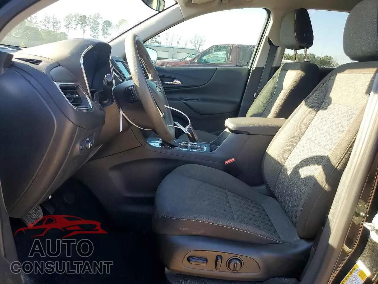 2023 CHEVROLET EQUINOX Damaged VIN 3GNAXKEG5PL258407 – exterior detail